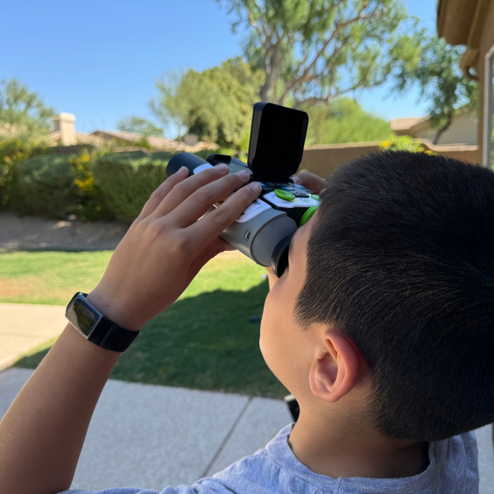 Using Leapfrog® Magic Adventures™ Binoculars Outdoors